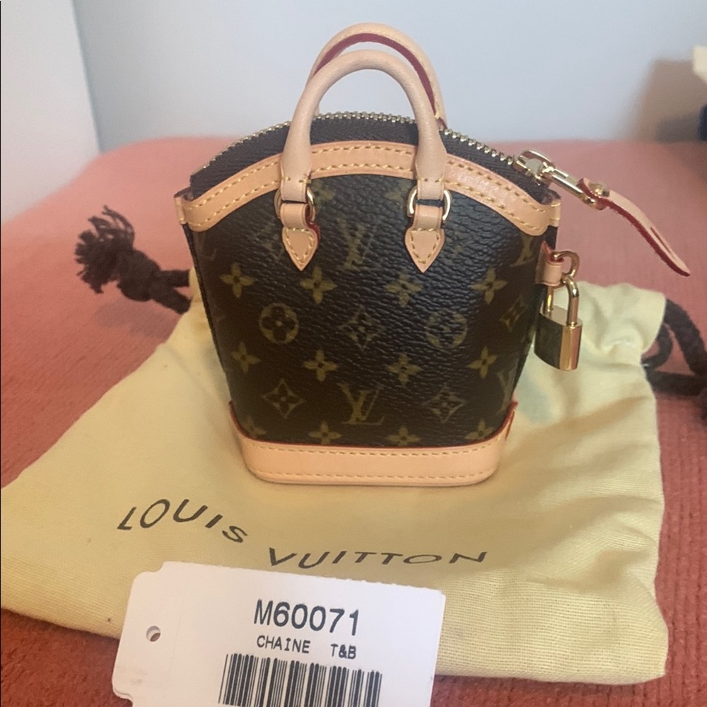 LouisVuittonCHARM (Mini Bag)
